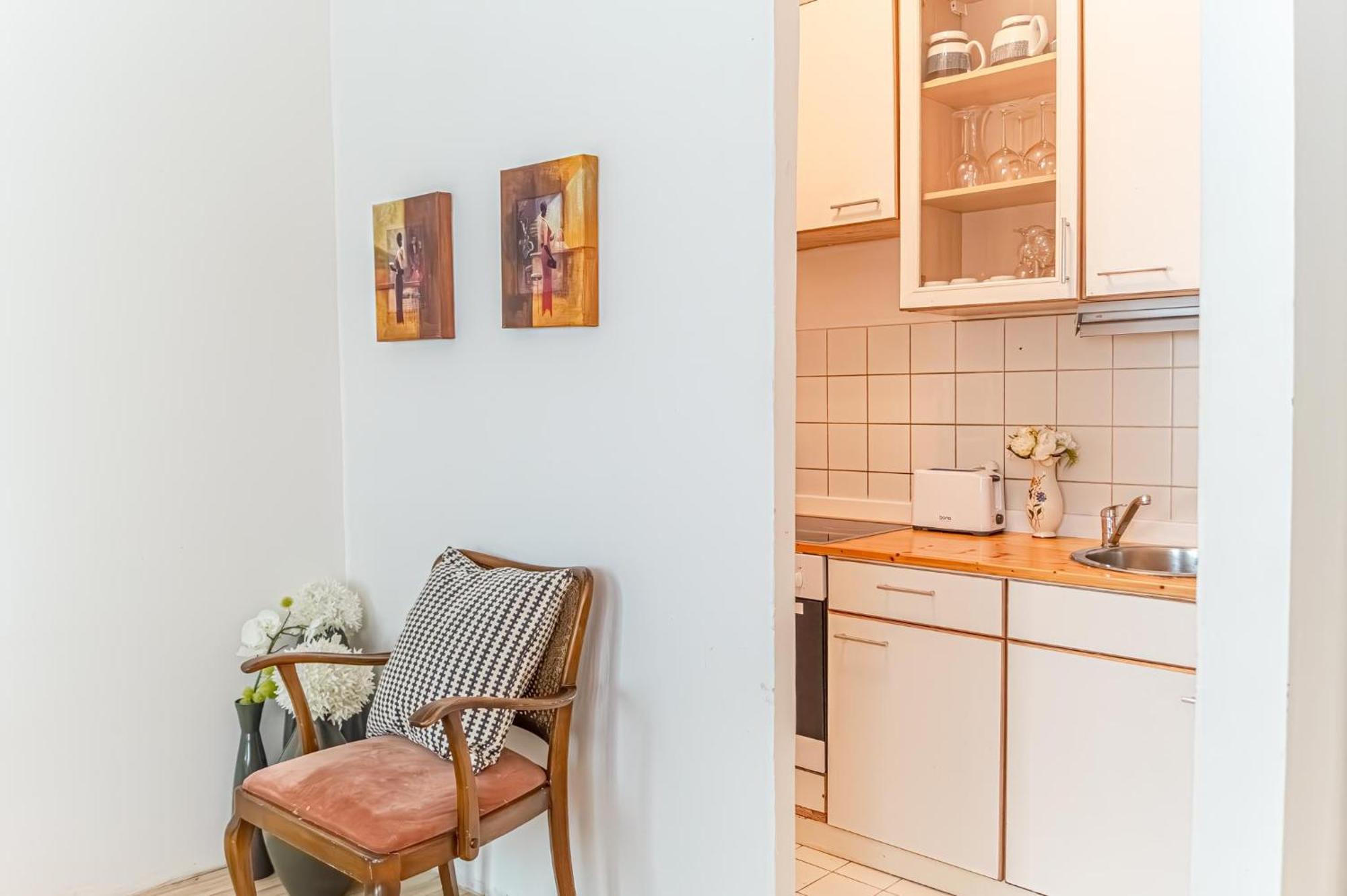 Lovely 2Br Apartment - Ideal For Long Stays Виена Екстериор снимка