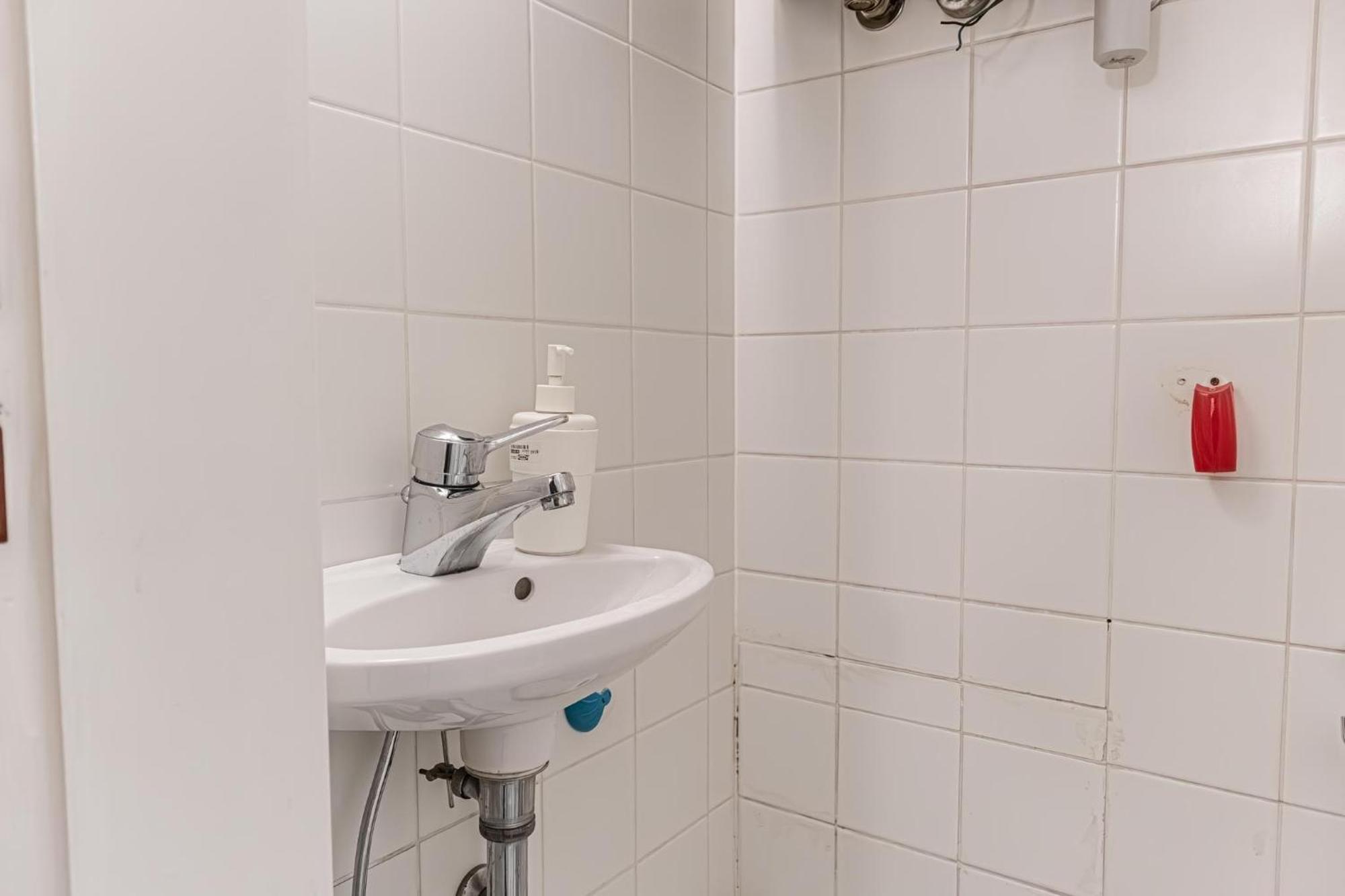Lovely 2Br Apartment - Ideal For Long Stays Виена Екстериор снимка